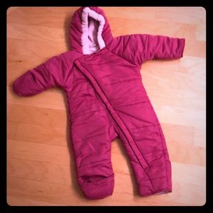 EUC 12-18m. Snowsuit